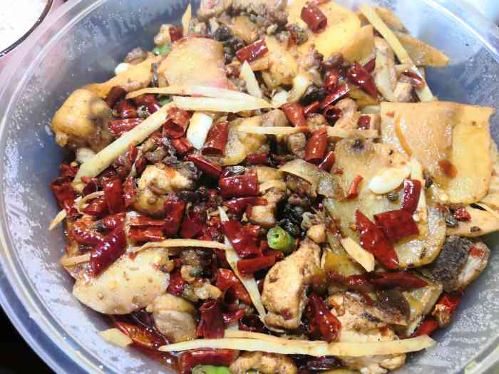 香阁里辣私房菜-"很久没有吃小龙虾了,今天无意间随意进了一.