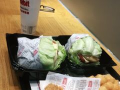 -The Habit Burger Grill 哈比特汉堡(爱琴海店)