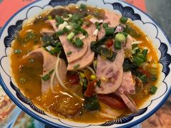 泡椒午餐肉米粉-袁妈红豆汤(重庆总店)