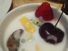 -雍和会海鲜姿造自助(湖东路店)