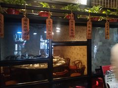 -钟掌勺忘不了地道湘菜(新天地假日广场店)
