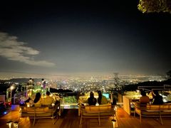 -草山夜未眠景观餐厅