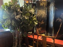 -八府香鸭·啫啫煲(华山路店)