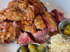 -MONICH牛排融合餐厅(和义大道购物中心店)