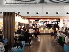 大堂-麦当劳(杭州东站高铁店)