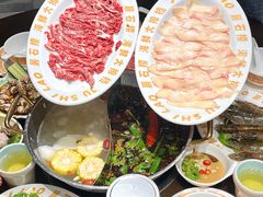 -居石捞·潮汕卤水火锅(南国明珠店)