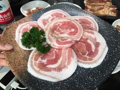 烤猪五花肉-韩道炭火烤肉专门店
