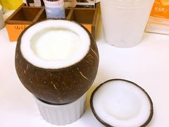 -志龙皇冠吃货椰子铺