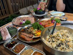 -明洞阿姨·韩式酱蟹烤肉·创意料理(三元桥店)