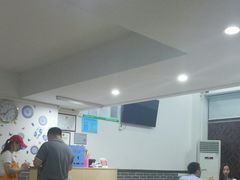 -黄师奶甜品店
