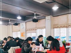 大堂-皖北巫氏三胖地锅鸡(长淮总店)