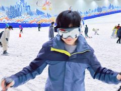 -乔波室内滑雪场