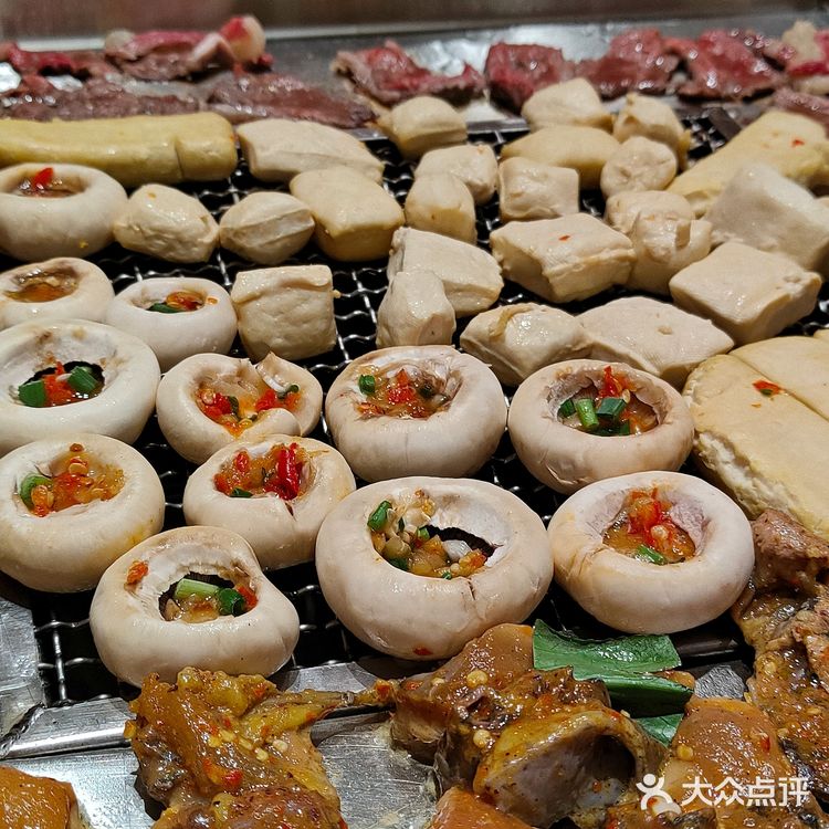 昆明！炫不停根本炫不停的清真烧烤