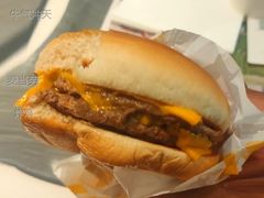 牛气冲天-麦当劳(总统大酒店店)