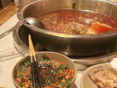 -肖肖酸萝卜鱼火锅(总店)