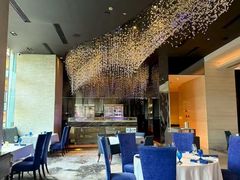 -AZUR聚(香格里拉饭店)