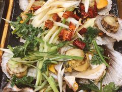 油泼扇贝-老东镇啤酒屋海鲜加工·蒸汽海鲜·海鲜烧烤(台东店)