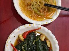 -金杨拉面王小吃面馆·牛三宝面·红烧牛肉粉