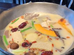 -无老锅(苓雅店)