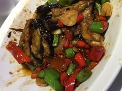 -阿三鱼头泡饼·家常菜