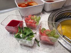 -龍歌自助小火锅(市南金茂湾店)