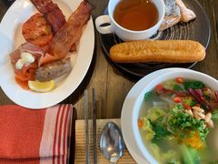 -瑰丽酒店·海吧·天际下午茶·现场DJ·天台酒吧