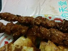 馕坑肉-老钟家烤羊排·敦伊阁清真餐厅胡羊焖饼