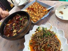 -洪霞餐馆