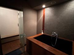 -迪瓦娜圣洁水疗馆