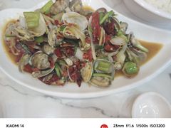 -覃记海鲜美食餐厅