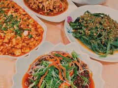 -洪霞餐馆