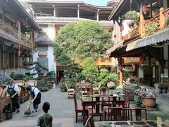 -华冠悠岚·庭院餐厅(青城后山店)