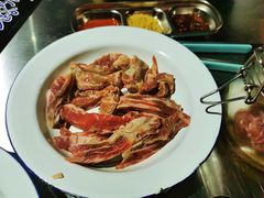 精品牛肋条-马路牙子地桌烤肉(工体店)