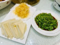 -丁老爷子苏香圆