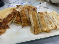 -大肚水饺锅贴·家常融合菜(新港店)