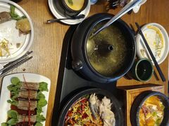 云南经典汽锅鸡-云海肴·汽锅鸡·云南菜(苏州中心店)