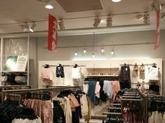 -H&M(华润万象城店)