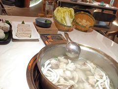 -喃喃椰·糟粕醋·椰子鸡火锅(七堡花园店)