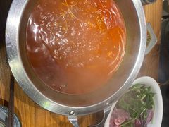 -野山舂·贵州现舂酸汤牛肉(鸿通城店)