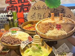 -毛肚向右·川渝毛肚王(经开永旺店)