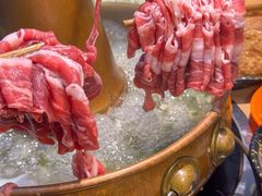 -洞庭洲·防空洞火锅·烧烤·铜锅涮肉(新百广场店)