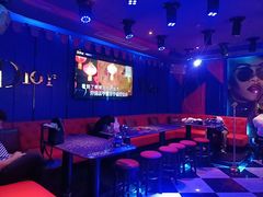 -UK派对KTV(日月广场店)