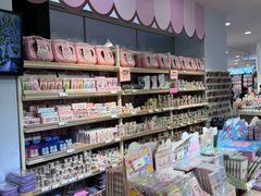 -鹏佳腾学生文创