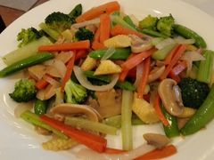 橄榄油炒时蔬-维兰西餐(万泉河店)