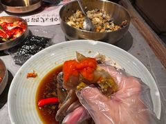 -草家酱蟹炭火烤肉店(珲春南路一店)