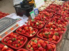 -雪绒花路停车场