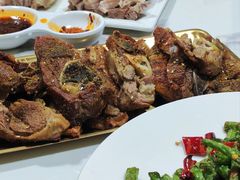 -贯贯吉·清真餐厅(浙江中路店)