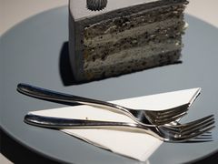 黑芝麻蛋糕-来回·咖啡(钟村咖啡豆店)