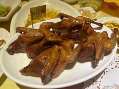 招牌烤乳鸽-石岐佬中山菜馆(张溪店)
