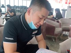 -普拉达游泳健身(水湾1979店)